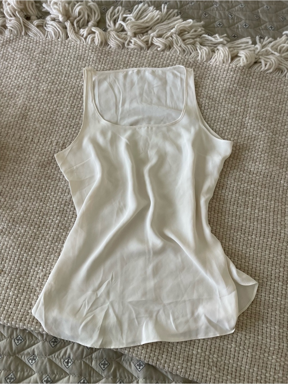 Women's Crepe Cream Scoop Neck Tank Top